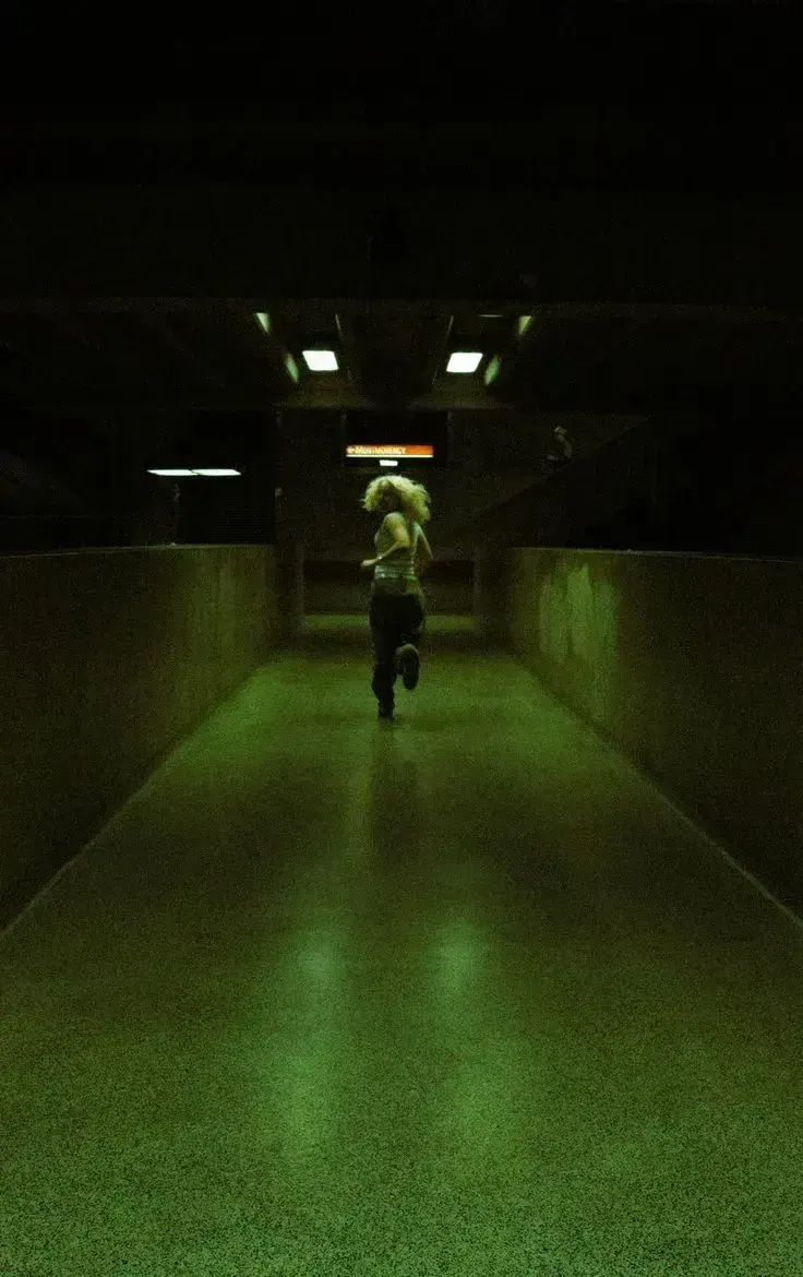 fluorescent light, пример 3