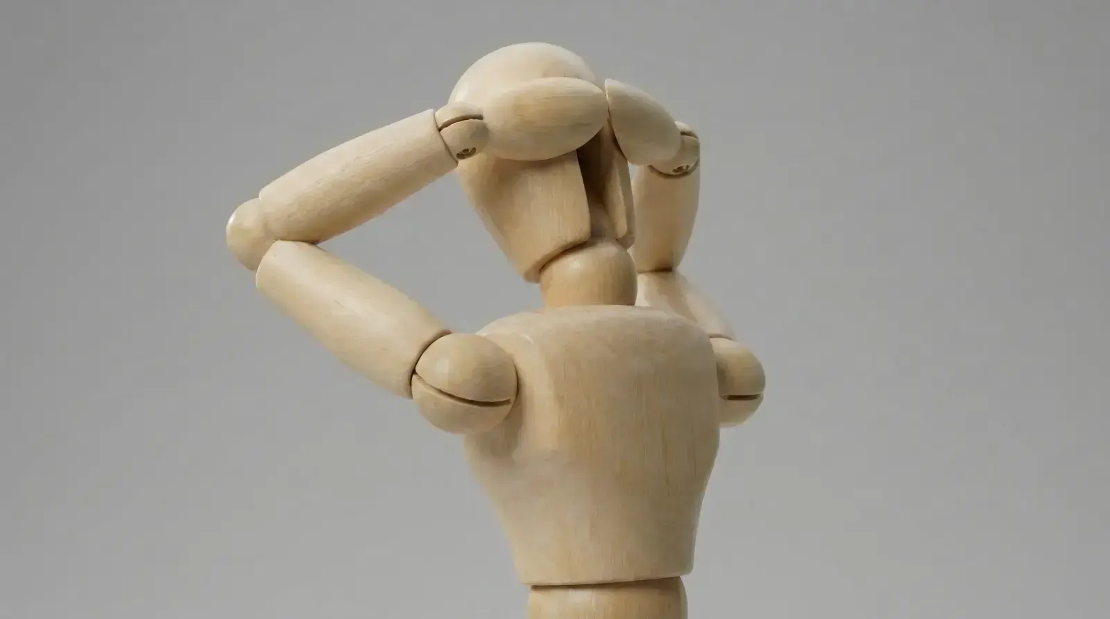 hands behind head, пример 1