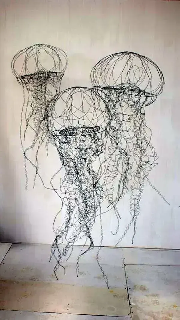 Wire Sculpture, пример 2