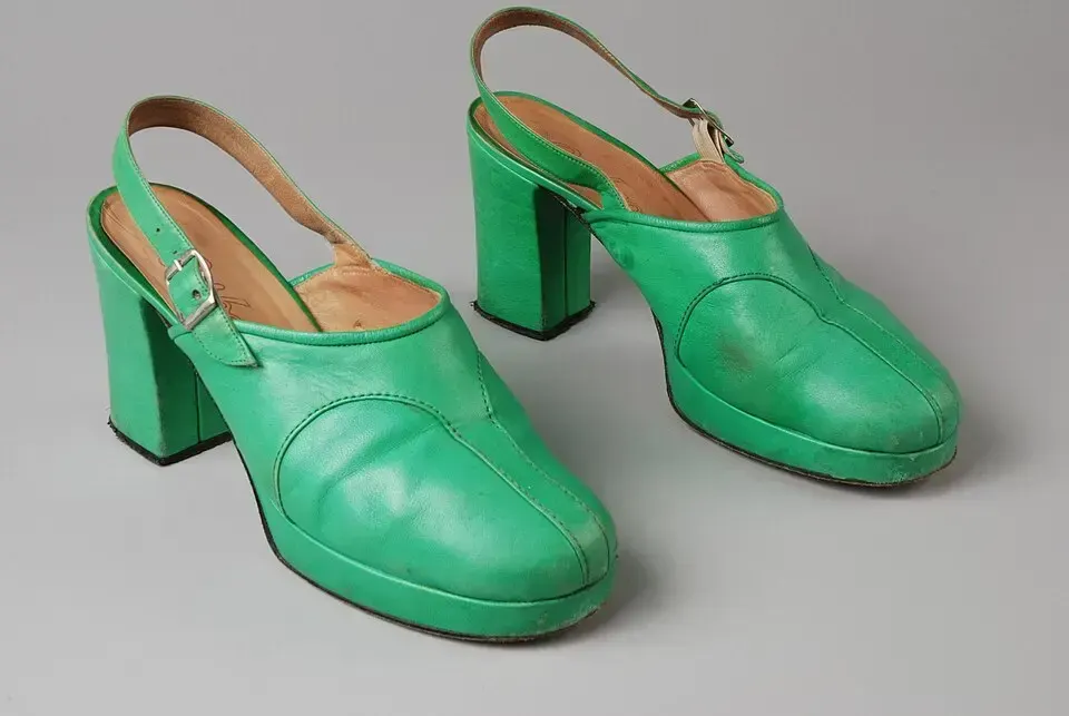 slingback heels, пример 2