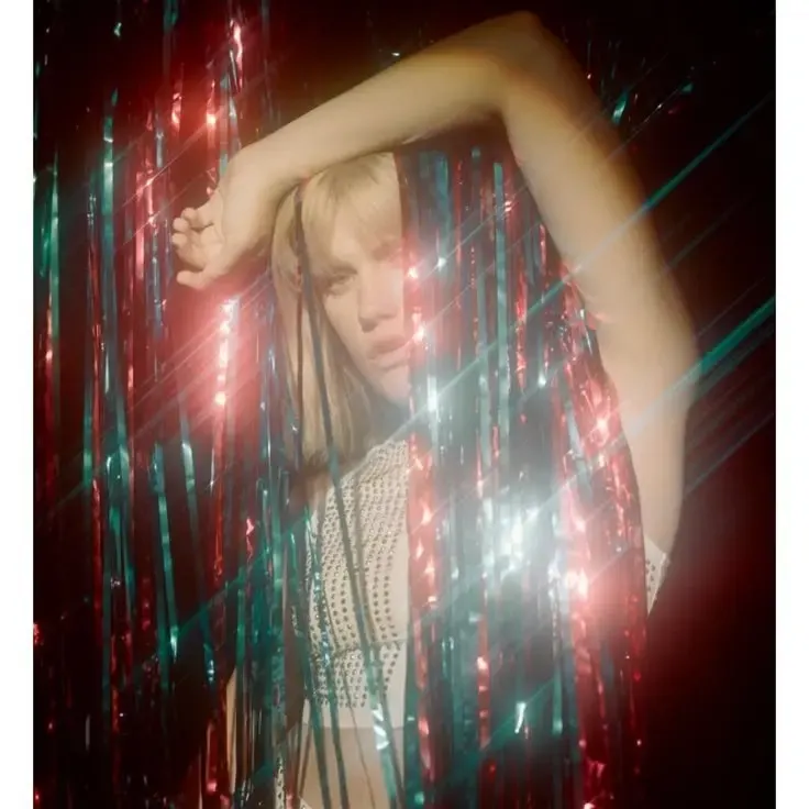 Anamorphic flares, пример 5