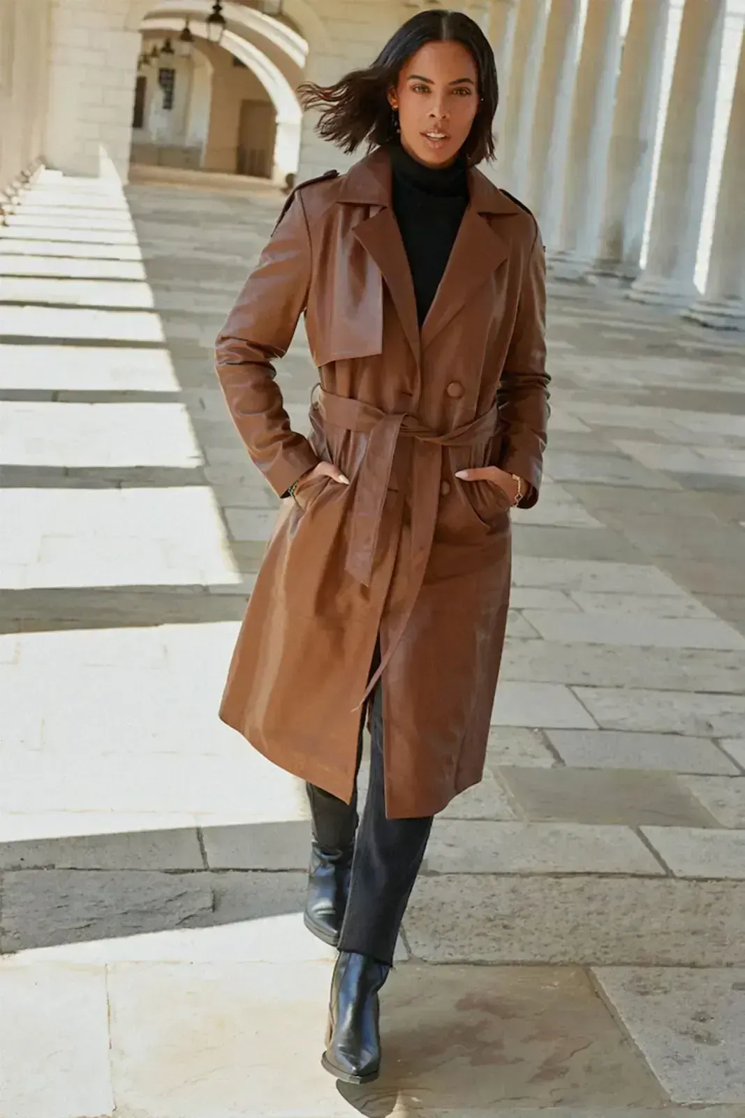 Leather trench coat, пример 2