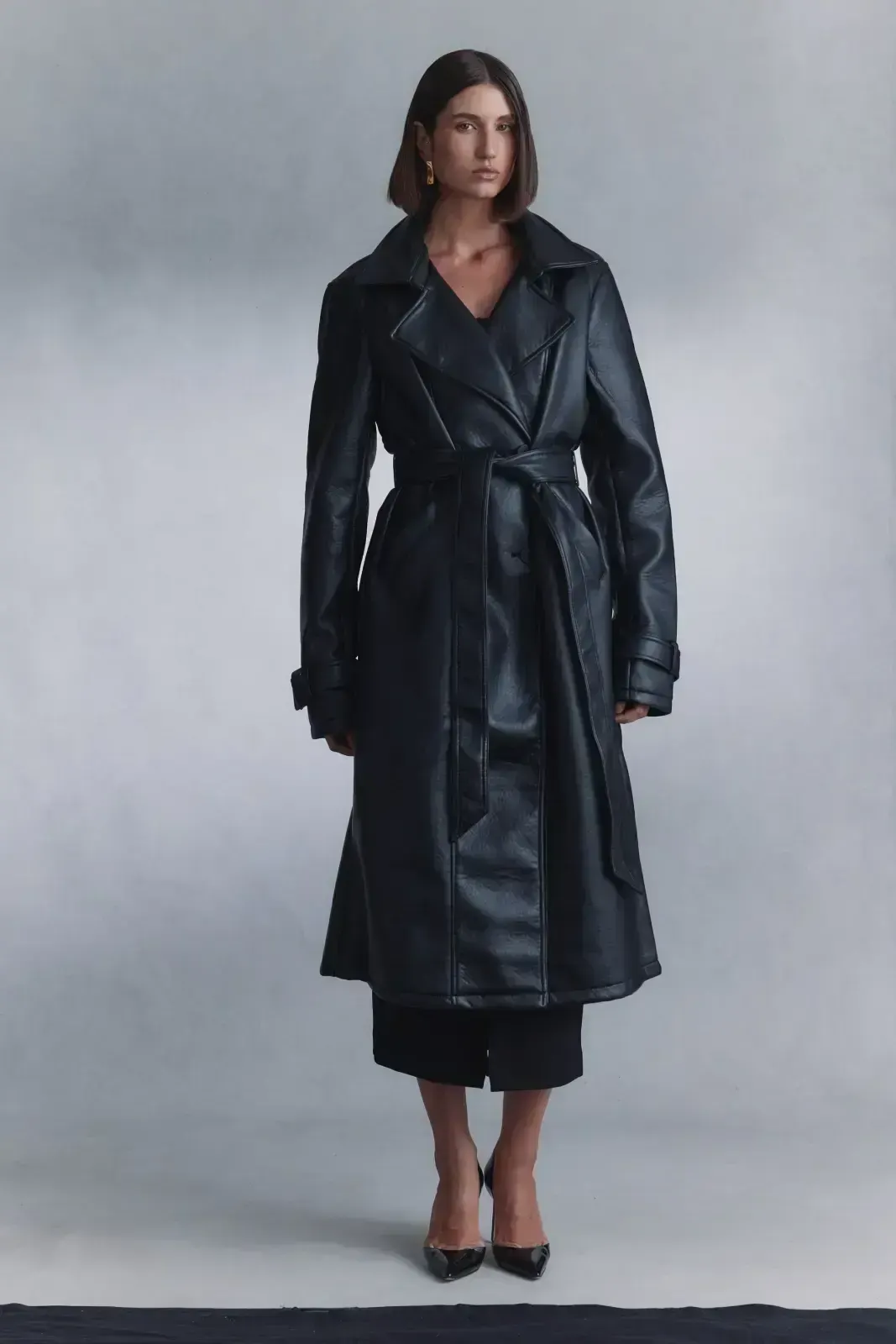 Leather trench coat, пример 3