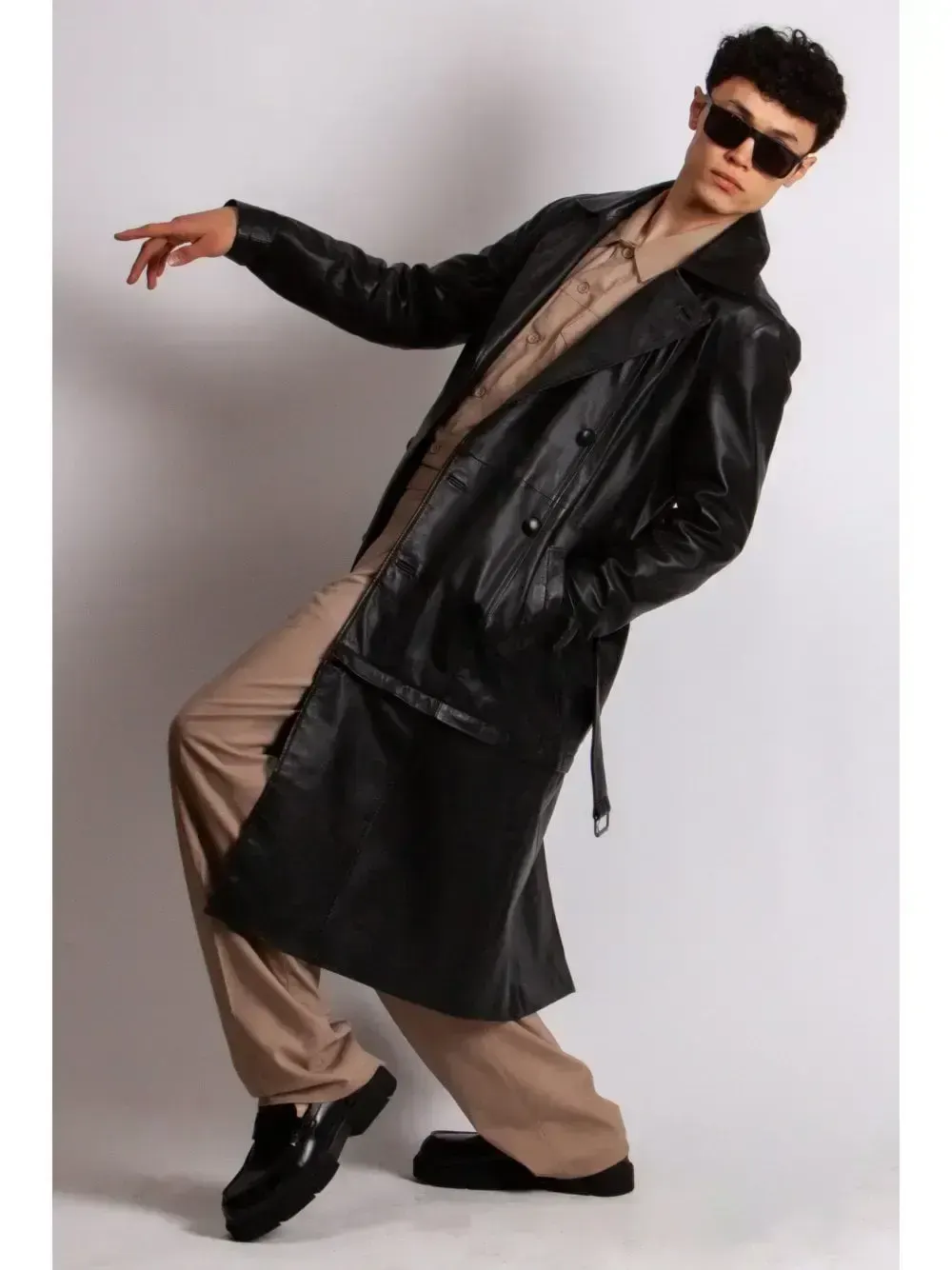 Leather trench coat, пример 4