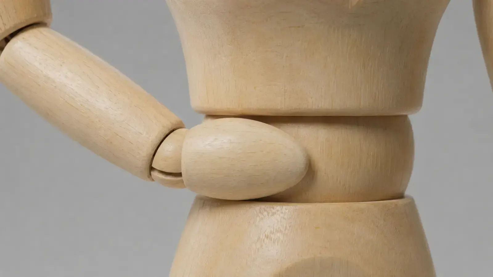 hand on belly, пример 1