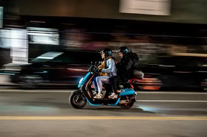 whip-pan blur, пример 2