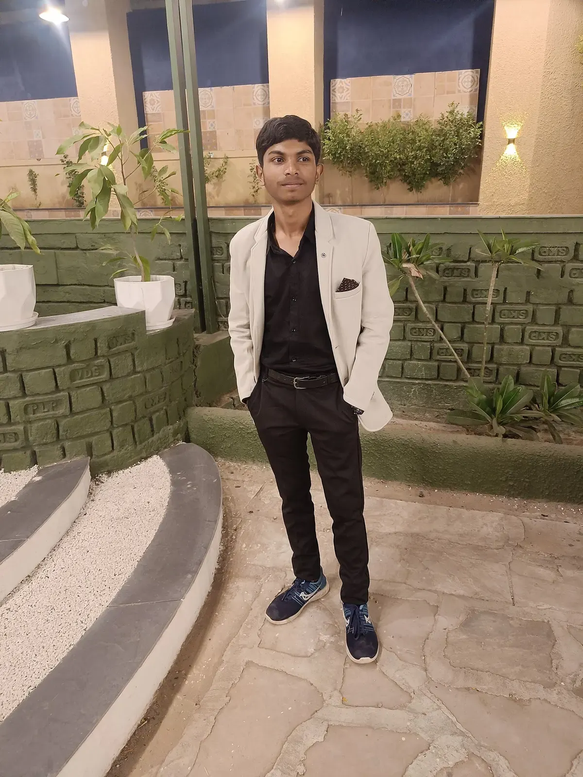 Formal Wear, пример 1
