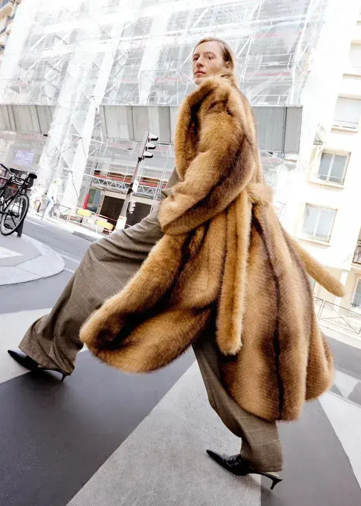 fur overcoat, пример 2