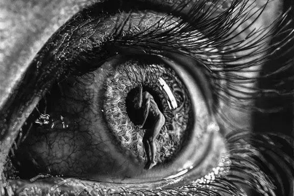 Hyperrealism, пример 4