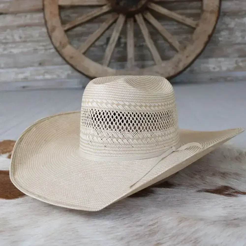 wide-brim straw hat, пример 3