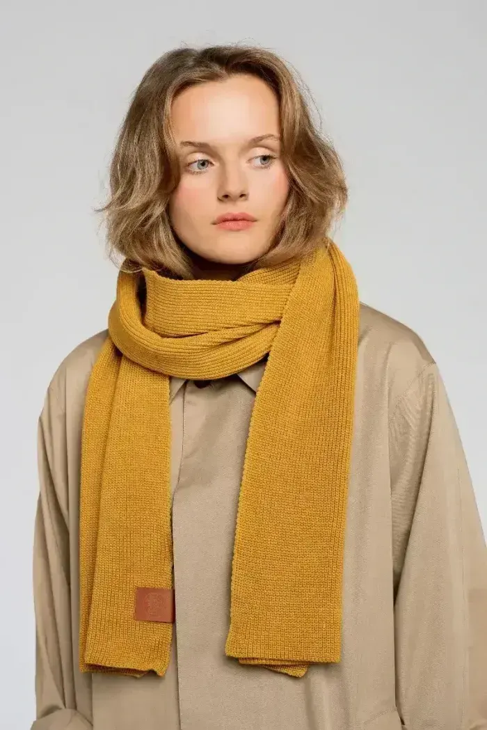 Mustard yellow, пример 2