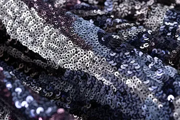Sequined, пример 2