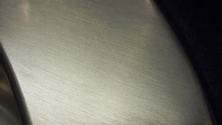 brushed metal, пример 2